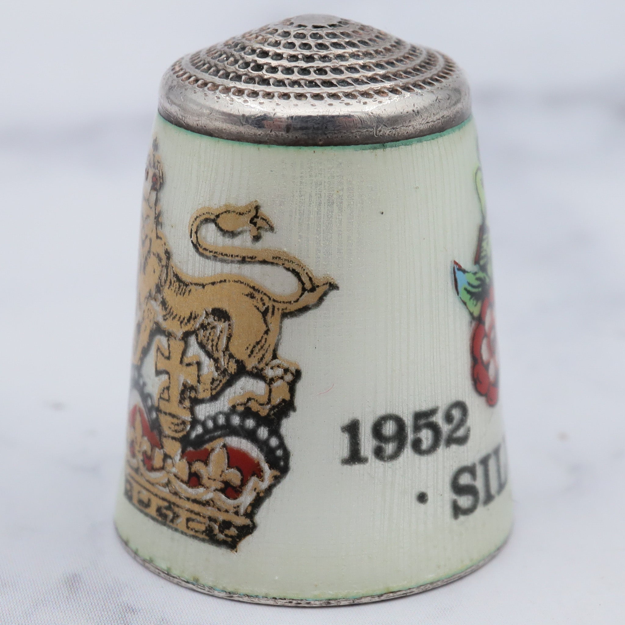 Vintage 1977 silver jubilee sterling & enamel English commemorative thimble